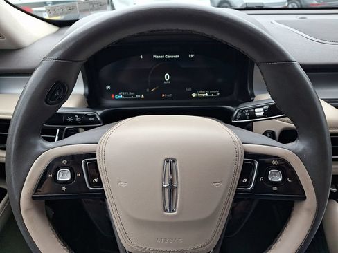 Certified 2024 Lincoln Aviator AWD w/ Premium Package image 22