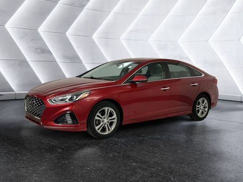 Used 2019 Hyundai Sonata SEL w/ Cargo Package FWD image 3