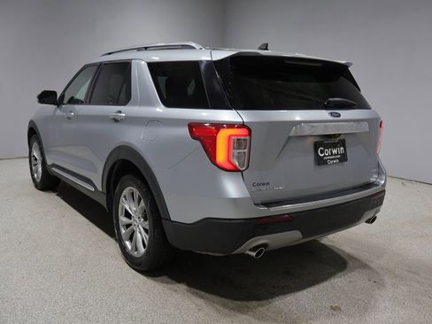 Used 2022 Ford Explorer Limited w/ Equipment Group 301A AWD/4WD image 5