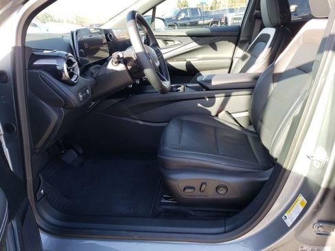 New 2026 Chevrolet Blazer EV LT image 9