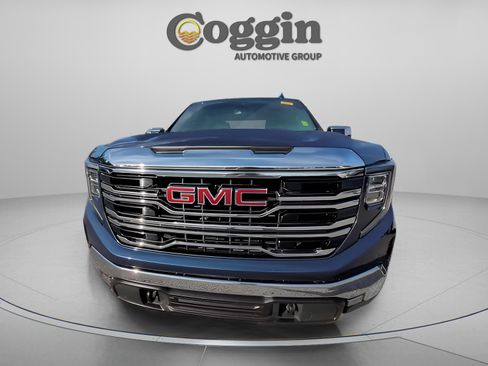 Used 2022 GMC Sierra 1500 SLT w/ SLT Premium Package image 25