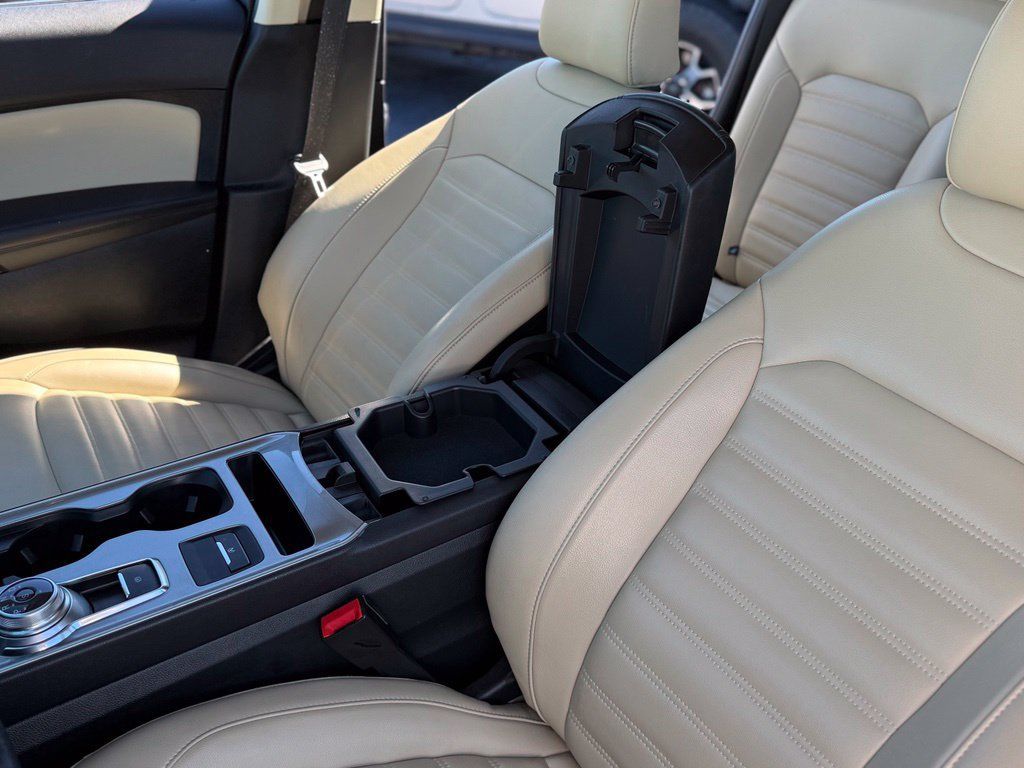 Used 2023 Ford Edge SEL w/ Convenience Package AWD/4WD image 18