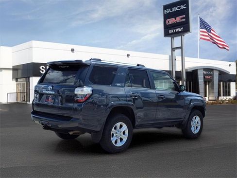 Used 2024 Toyota 4Runner SR5 image 5
