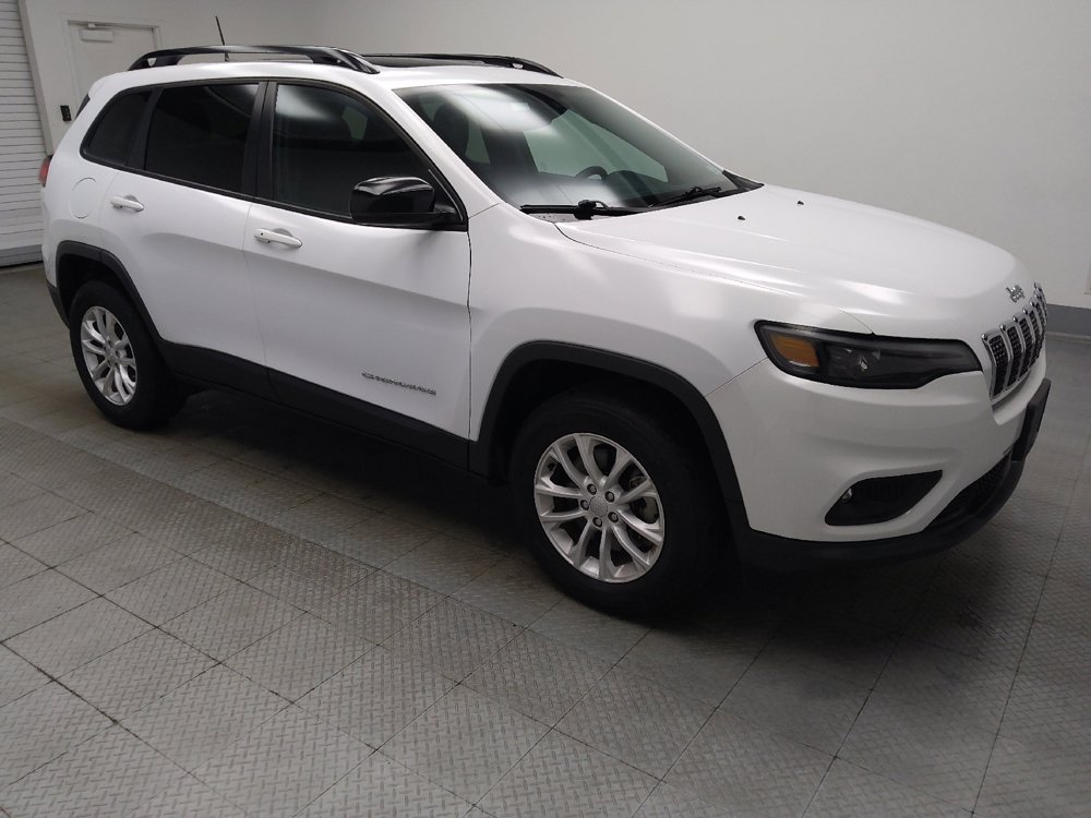 Used 2022 Jeep Cherokee Latitude Lux w/ Sun & Sound Group AWD/4WD image 11