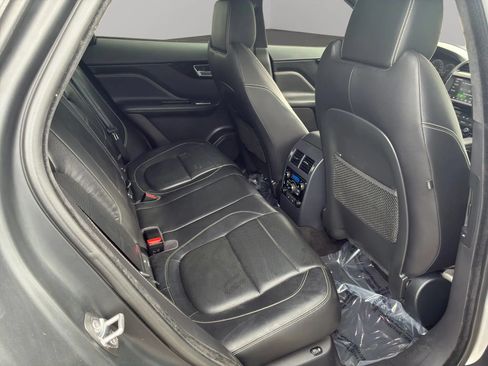 Used 2018 Jaguar F-PACE S AWD/4WD image 23