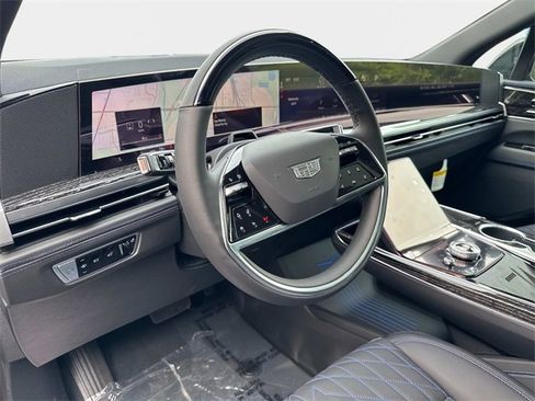 New 2026 Cadillac Escalade IQ Sport 1 w/ LPO, ONYX Package image 19
