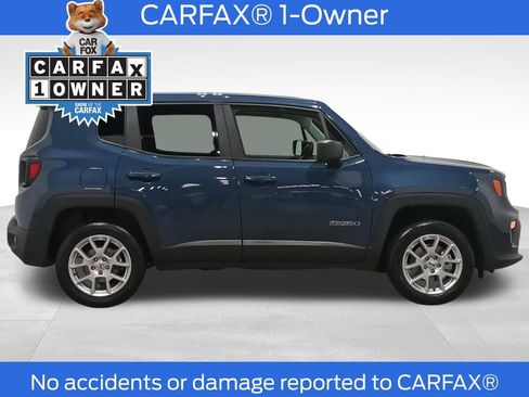 Used 2023 Jeep Renegade Latitude AWD/4WD image 2