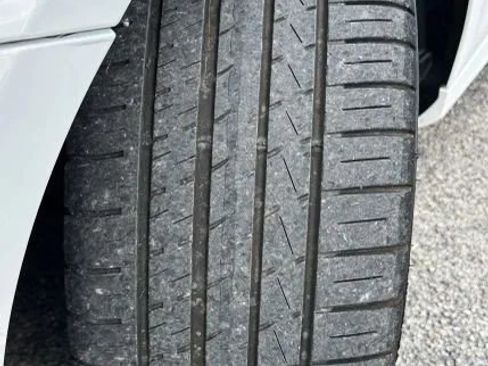 Used 2019 Mercedes-Benz E 300 image 17