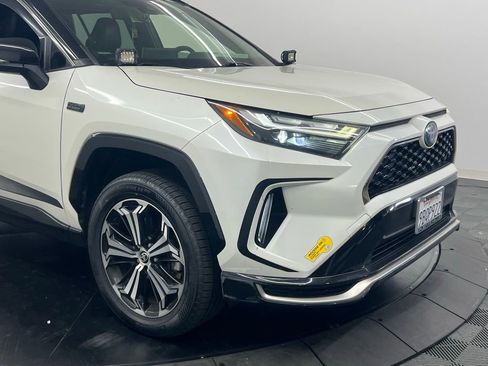 Used 2022 Toyota RAV4 XSE w/ Weather Package image 6