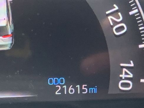 Used 2025 Toyota RAV4 LE image 39