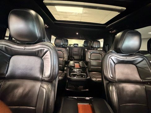 Used 2020 Lincoln Navigator Reserve AWD/4WD image 49