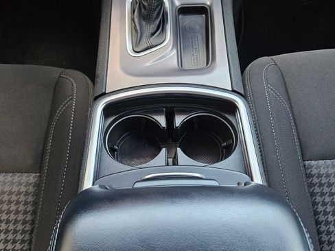 Used 2023 Dodge Charger SXT RWD image 12