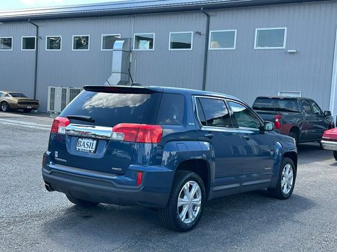 Used 2017 GMC Terrain SLE AWD/4WD image 13