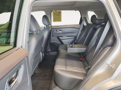 Certified 2023 Nissan Rogue Platinum w/ Platinum Premium Package image 27