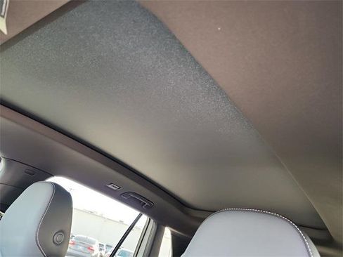 New 2026 Volkswagen Tiguan SE R-Line image 27