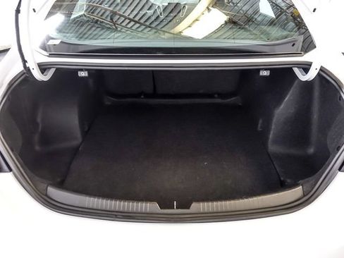 Used 2024 Chevrolet Malibu LT FWD image 28