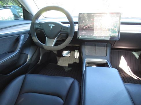 Used 2023 Tesla Model 3 Standard Range RWD image 13