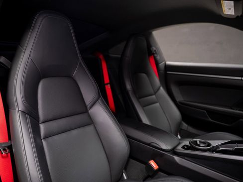 Used 2024 Porsche 911 Carrera image 61