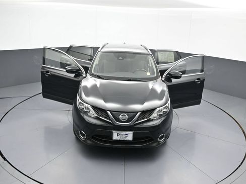 Used 2019 Nissan Rogue Sport SV w/ All-Weather Package AWD/4WD image 44