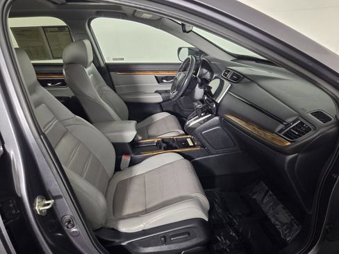 Used 2020 Honda CR-V Touring image 32