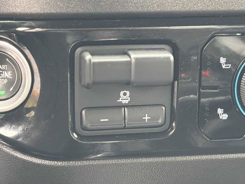 Used 2022 Chevrolet Silverado 1500 RST w/ Convenience Package II image 10