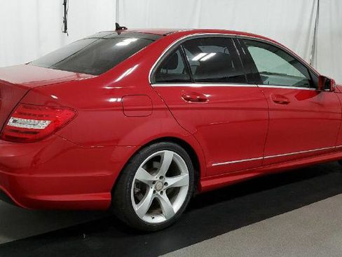 Used 2014 Mercedes-Benz C 250 Sedan image 4