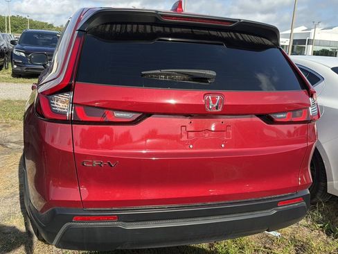 Used 2025 Honda CR-V EX image 9