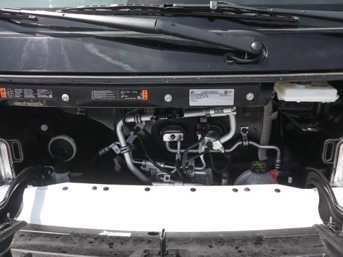 Used 2024 Chevrolet Brightdrop 600 w/ Commercial Equipment Package AWD/4WD image 13
