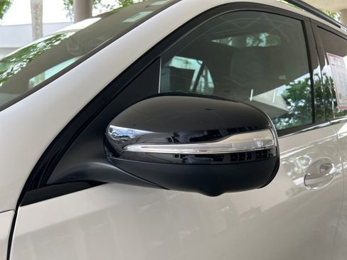 Used 2021 Mercedes-Benz GLE 450 4MATIC image 19