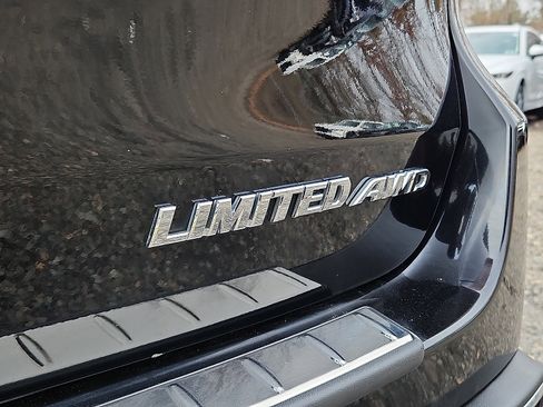 Used 2019 Toyota Highlander Limited image 31