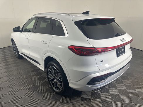 Certified 2025 Audi Q5 Premium Plus w/ Premium Plus image 5