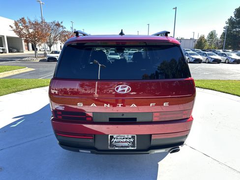 Used 2025 Hyundai Santa Fe SEL image 9