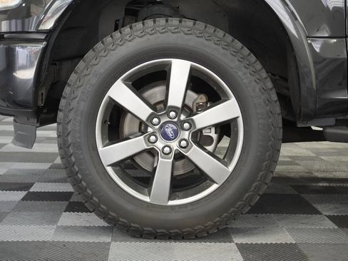 Used 2015 Ford F150 XLT w/ Equipment Group 302A Luxury AWD/4WD image 25
