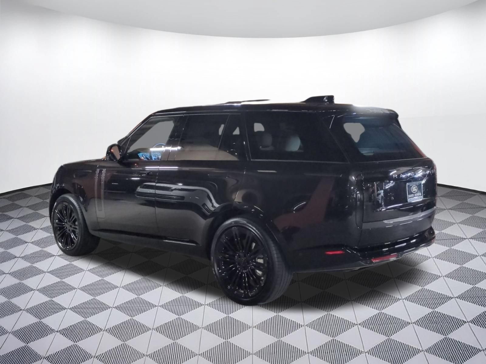 New 2026 Land Rover Range Rover SE AWD/4WD image 3