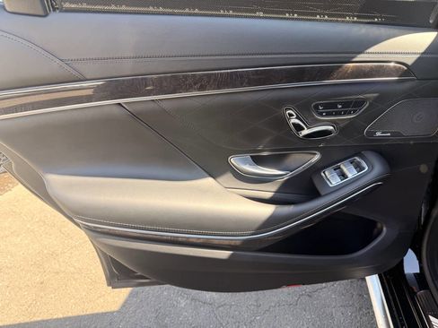 Used 2015 Mercedes-Benz S 63 AMG 4MATIC Sedan image 9