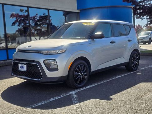 Used 2020 Kia Soul LX FWD image 1
