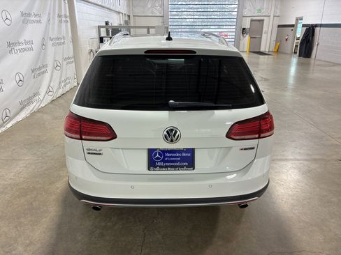 Used 2019 Volkswagen Golf Alltrack SEL AWD/4WD image 4