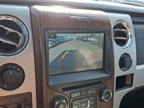 Used 2014 Ford F150 Lariat w/ Equipment Group 502A Luxury AWD/4WD image 24