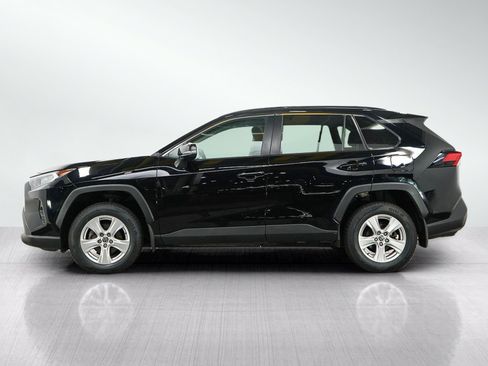 Used 2021 Toyota RAV4 XLE w/ Convenience Package AWD/4WD image 2