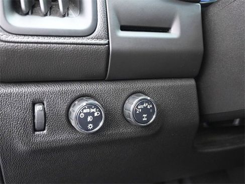 Used 2018 GMC Canyon SLE w/ SLE Convenience Package image 20