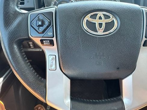 Used 2018 Toyota 4Runner SR5 Premium AWD/4WD image 28