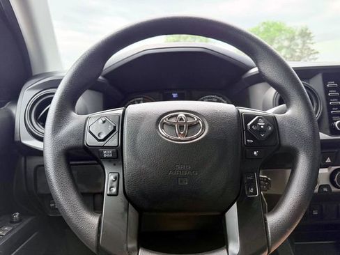 Used 2023 Toyota Tacoma SR AWD/4WD image 19