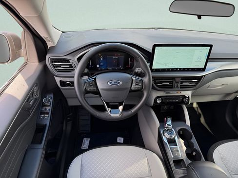 New 2026 Ford Escape Active w/ Tech Pack #1 AWD/4WD image 7
