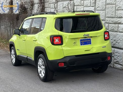 Used 2018 Jeep Renegade Latitude image 4