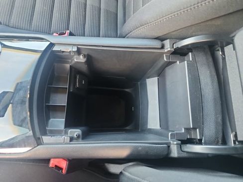 Used 2016 Ford Edge SEL image 27