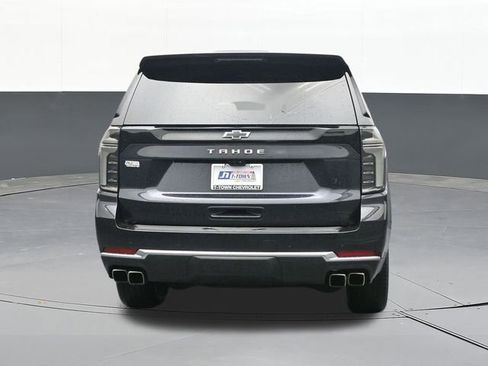 Used 2025 Chevrolet Tahoe High Country AWD/4WD image 12
