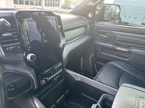 Used 2021 RAM 2500 Limited AWD/4WD image 14