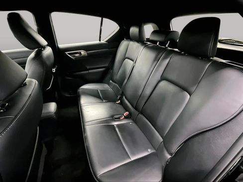 Used 2017 Lexus CT 200h w/ Navigation System Package FWD image 19