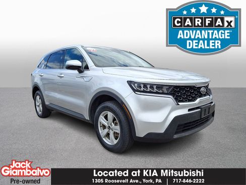 Used 2021 Kia Sorento LX AWD/4WD image 1