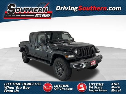 Used 2024 Jeep Gladiator Sport